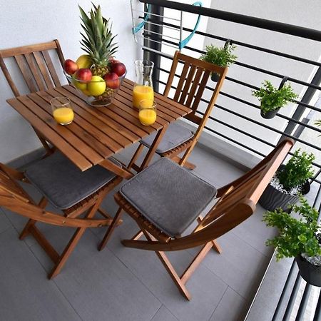 Apartment Johnny With Private Parking Zadar Exterior foto
